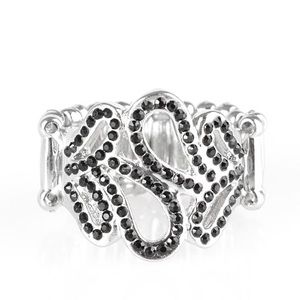 5 for $25! Paparazzi Black ring